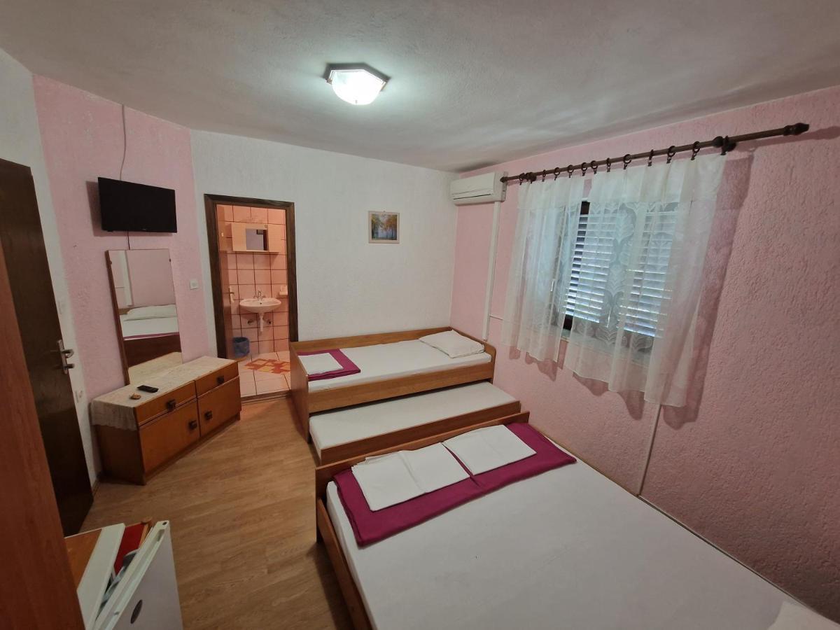 סיביני קרמפוצקי Rooms Anita Sibinj מראה חיצוני תמונה