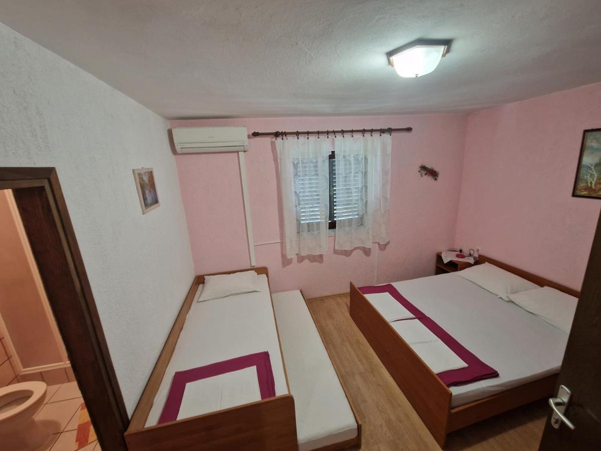 סיביני קרמפוצקי Rooms Anita Sibinj מראה חיצוני תמונה