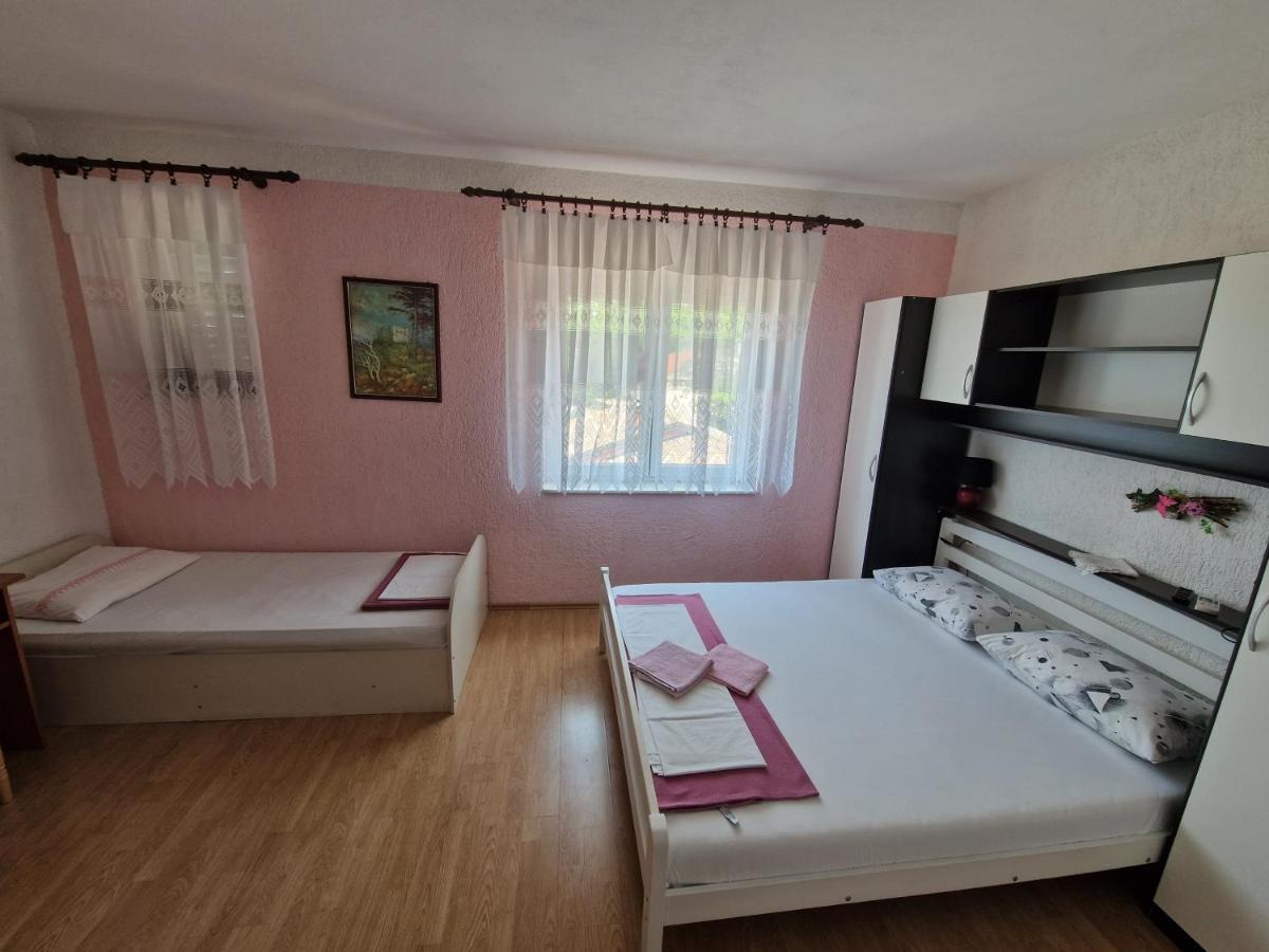 סיביני קרמפוצקי Rooms Anita Sibinj מראה חיצוני תמונה