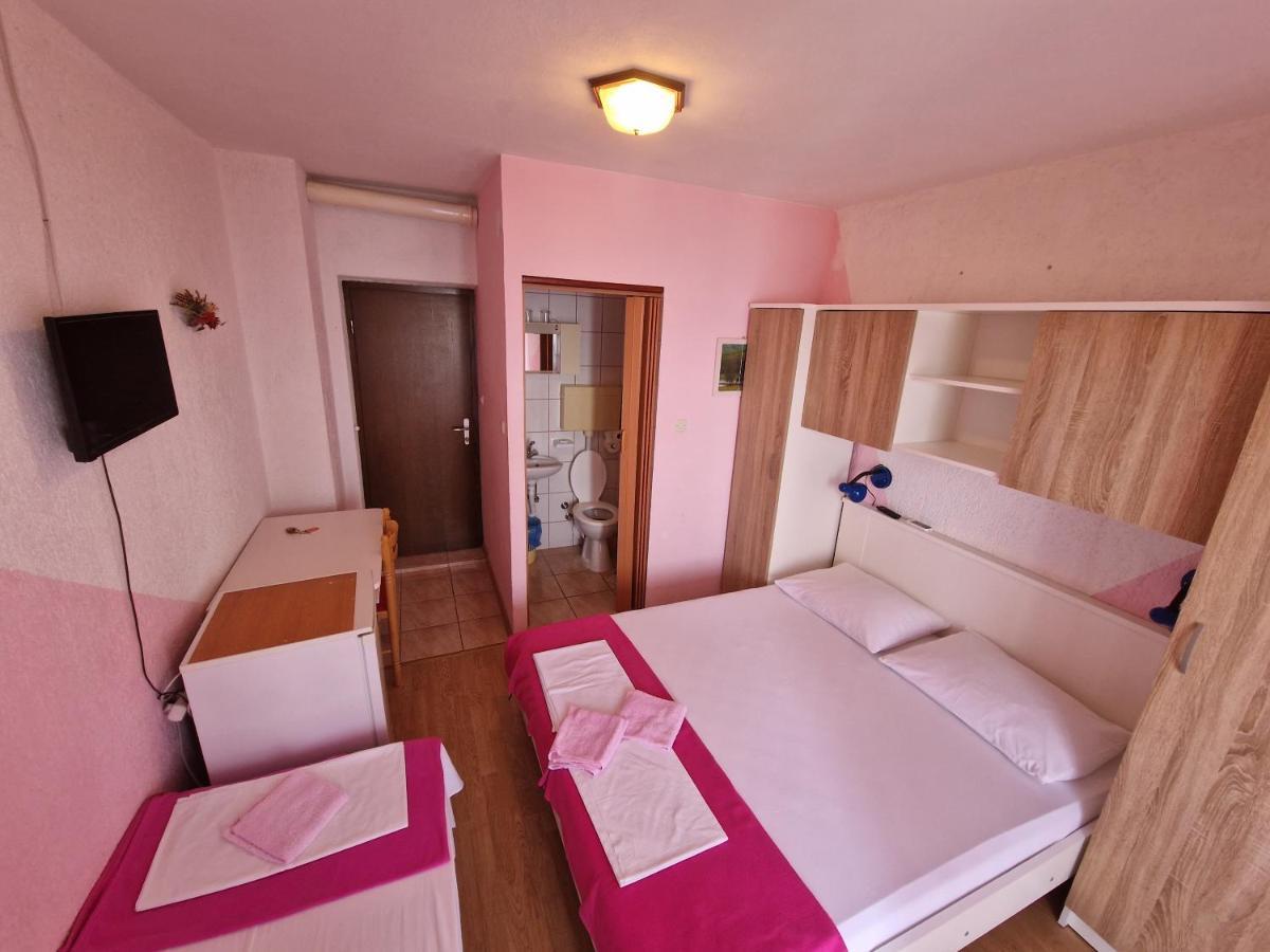 סיביני קרמפוצקי Rooms Anita Sibinj מראה חיצוני תמונה