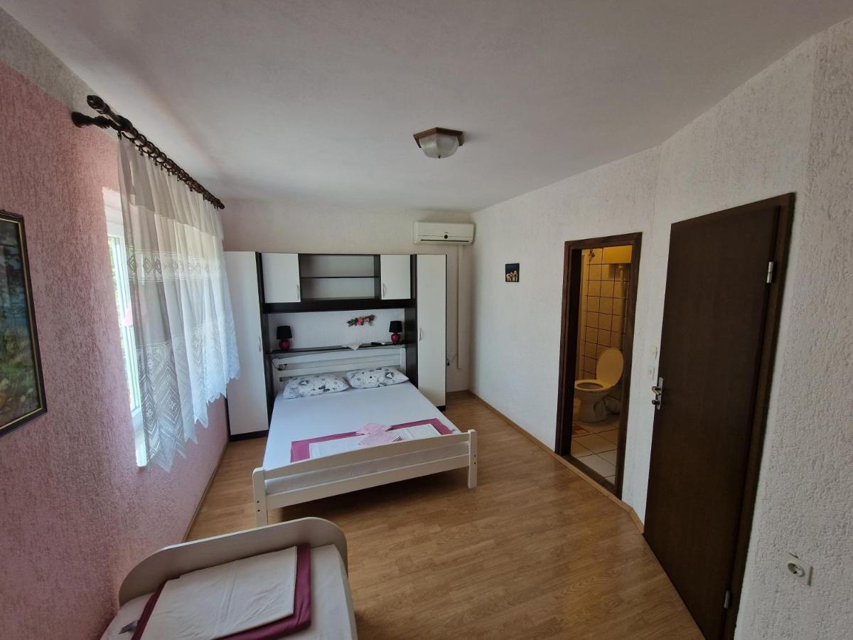 סיביני קרמפוצקי Rooms Anita Sibinj מראה חיצוני תמונה